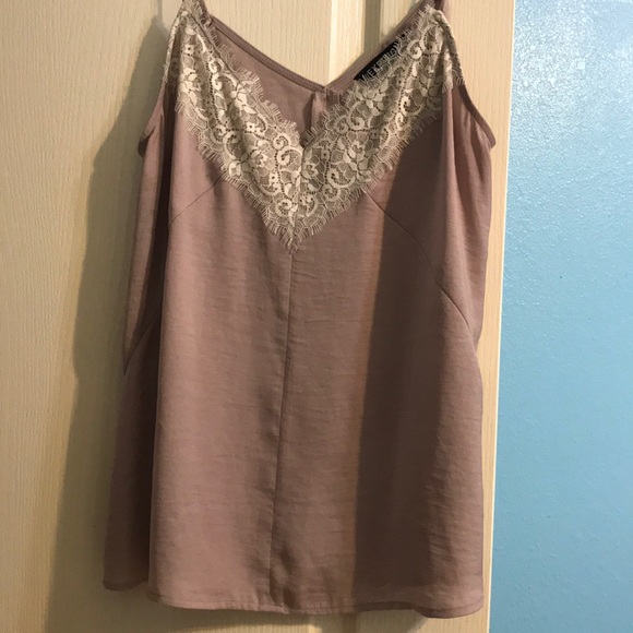 Express Tops - Express mauve white lace camisole